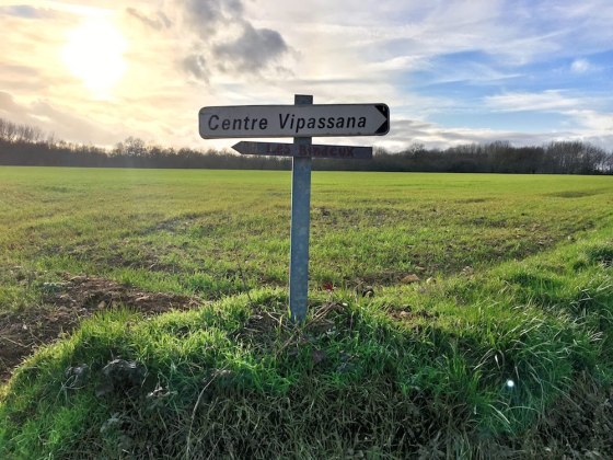 Direction to Dhamma Mahi