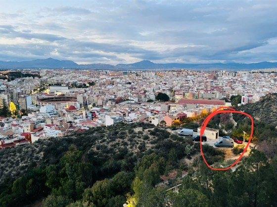 Karmavan in Alicante